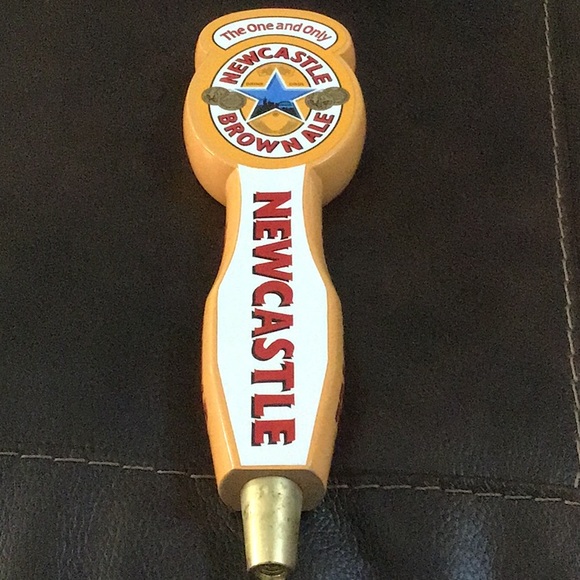 🍻 Vintage Tap Handle for Newcastle Brown Ale, 10 1/4 Inch Wood 2-Sided - Picture 2 of 4